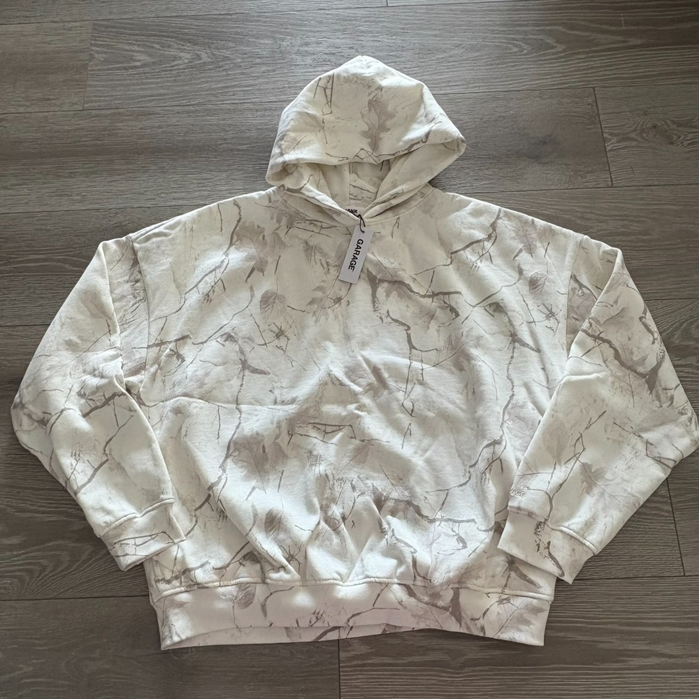 NWT Garage Womens Winter Camo Print Ultra Fleece Pullover Hoodie Size L/XL